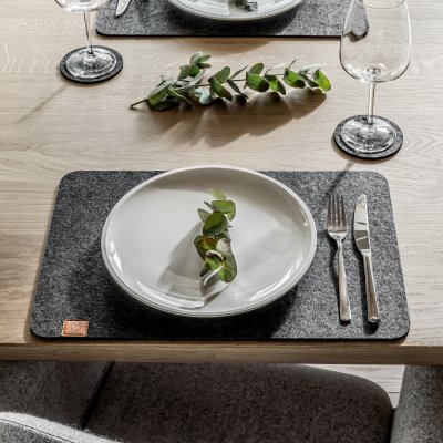 Zoom bild av EPYC Square Dark Grey glasunderlägg 