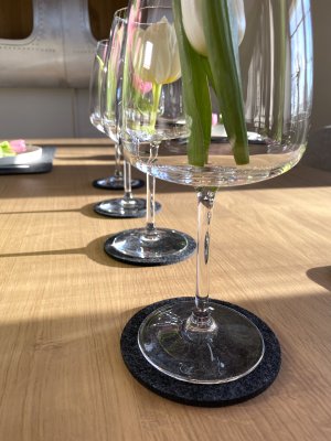 Zoom bild av EPYC Square Black glasunderlägg 