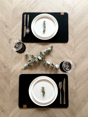 Zoom bild av EPYC Square Black bordstablett